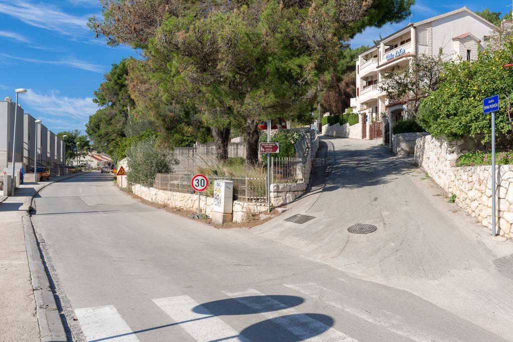 Apartments Villa Luxor Trogir Exterior foto
